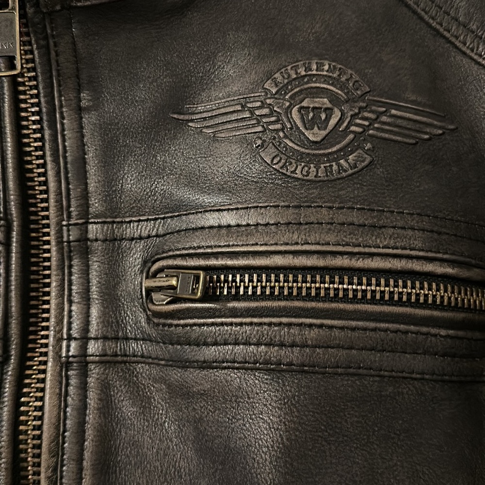 Men’s Leather Jacket - Picture 2 of 7